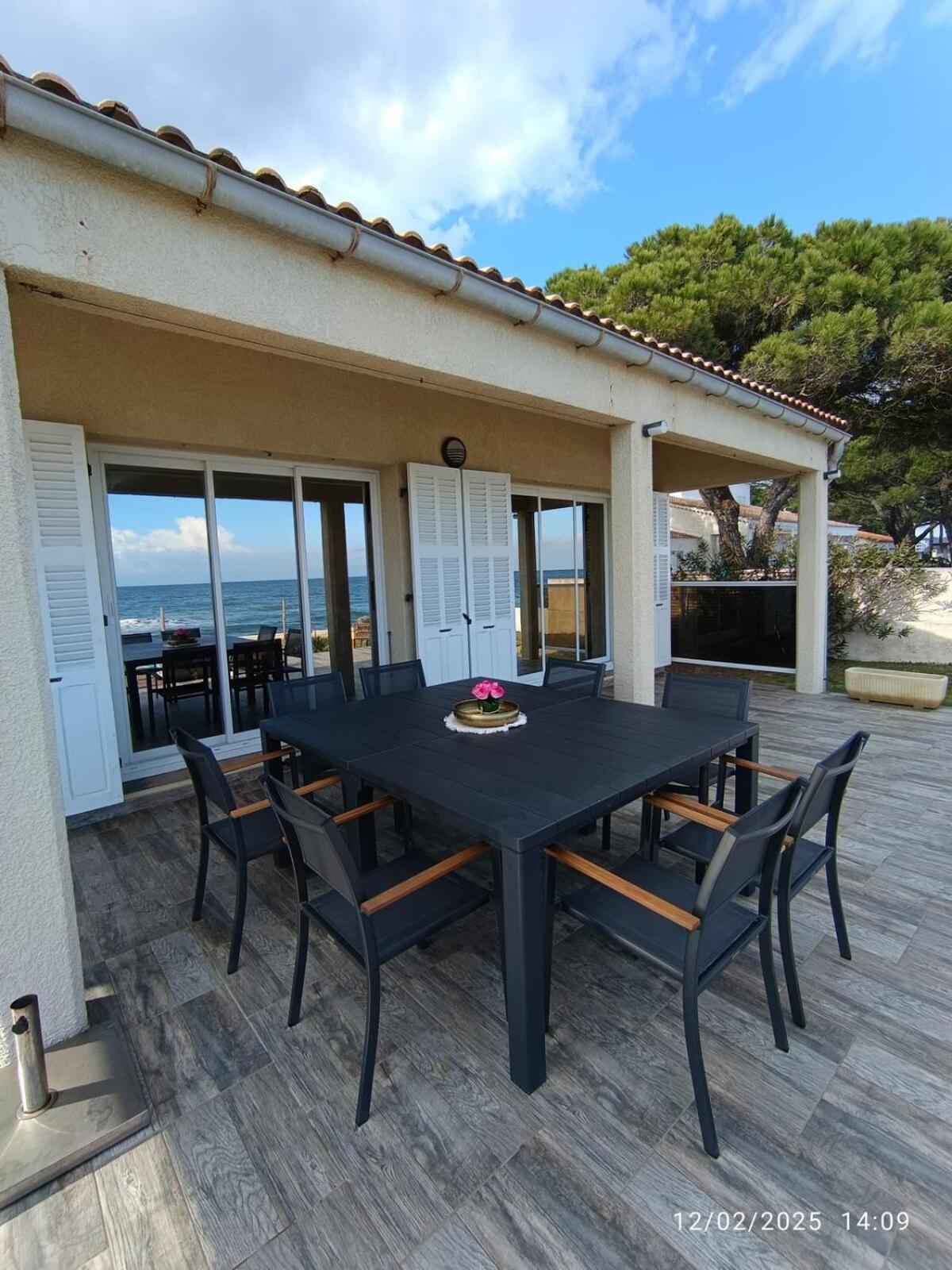 Bord de mer, pieds dans l'eau, vue panoramique Villa San-Nicolao Esterno foto