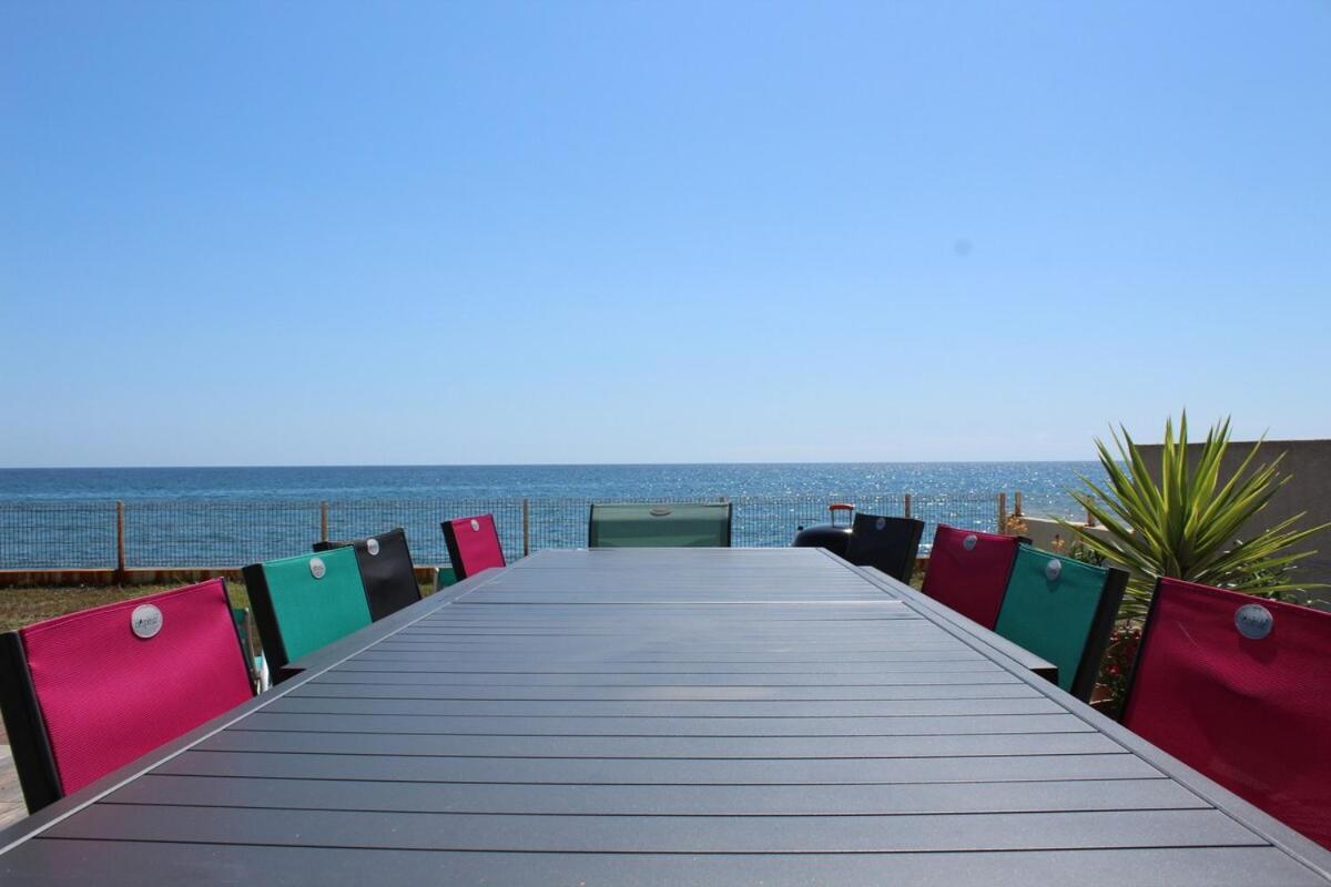 Bord de mer, pieds dans l'eau, vue panoramique Villa San-Nicolao Esterno foto